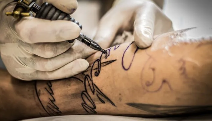 Всемирный чемпионат и фестиваль татуировки Mondial du tatouage в Париже