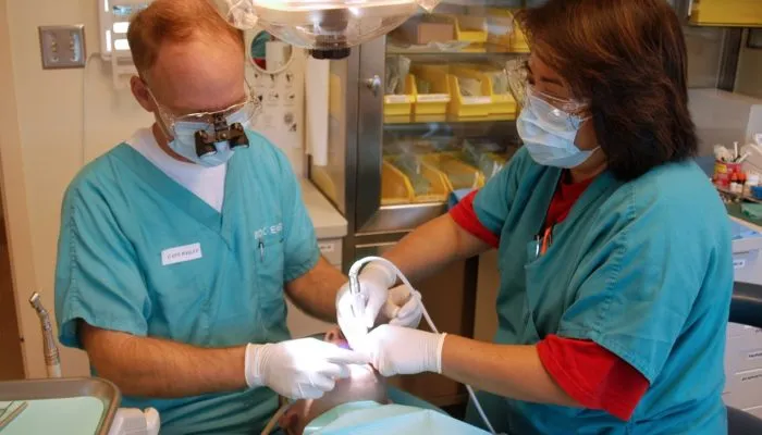 Как посетить стоматолога во время карантина во Франции