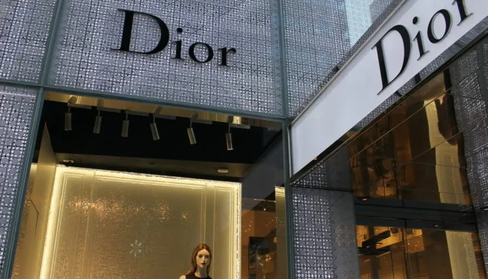 Юбилейная выставка Дома моды Dior доступна всем онлайн