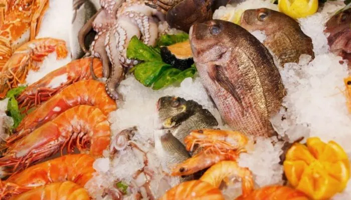 Выбираем рыбу и морепродукты во Франции: французские и русские названия