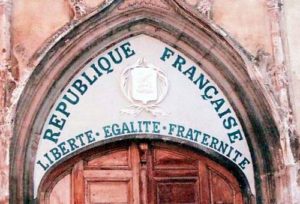 21 февраля 1795 года свобода вероисповедания во Франции восстановлена